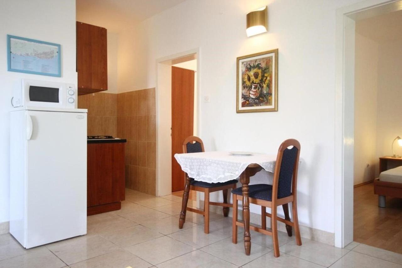 Apartments Tonka - 150M From The Sea & Parking オレビック エクステリア 写真